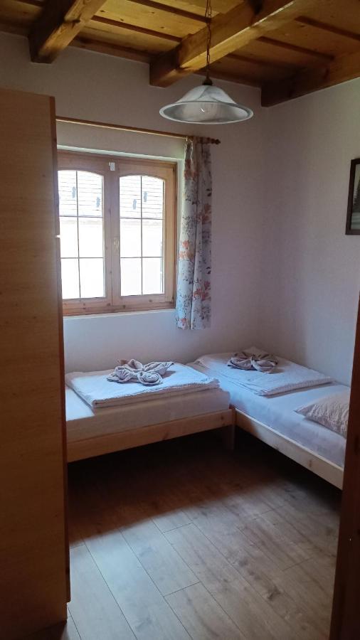 Vica Apartment *